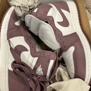 Nike Air Jordan 1 Retro High OG in White and Mauve
